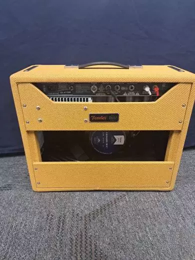 Store Special Product - Fender - Tweed Princeton Reverb